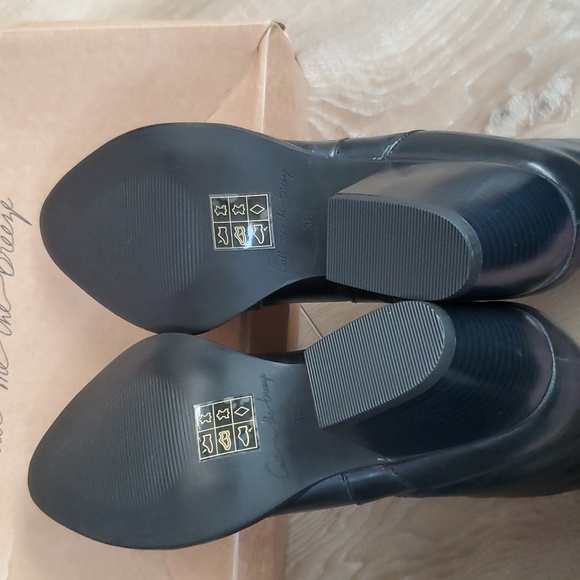 BNIB Call Me the Breeze Moonphase Bootie Onyx - Picture 9 of 11